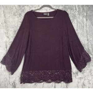 Chicos Travelers Top Womens Medium Maroon Slinky Floral Lace Trim Bell Sleeves